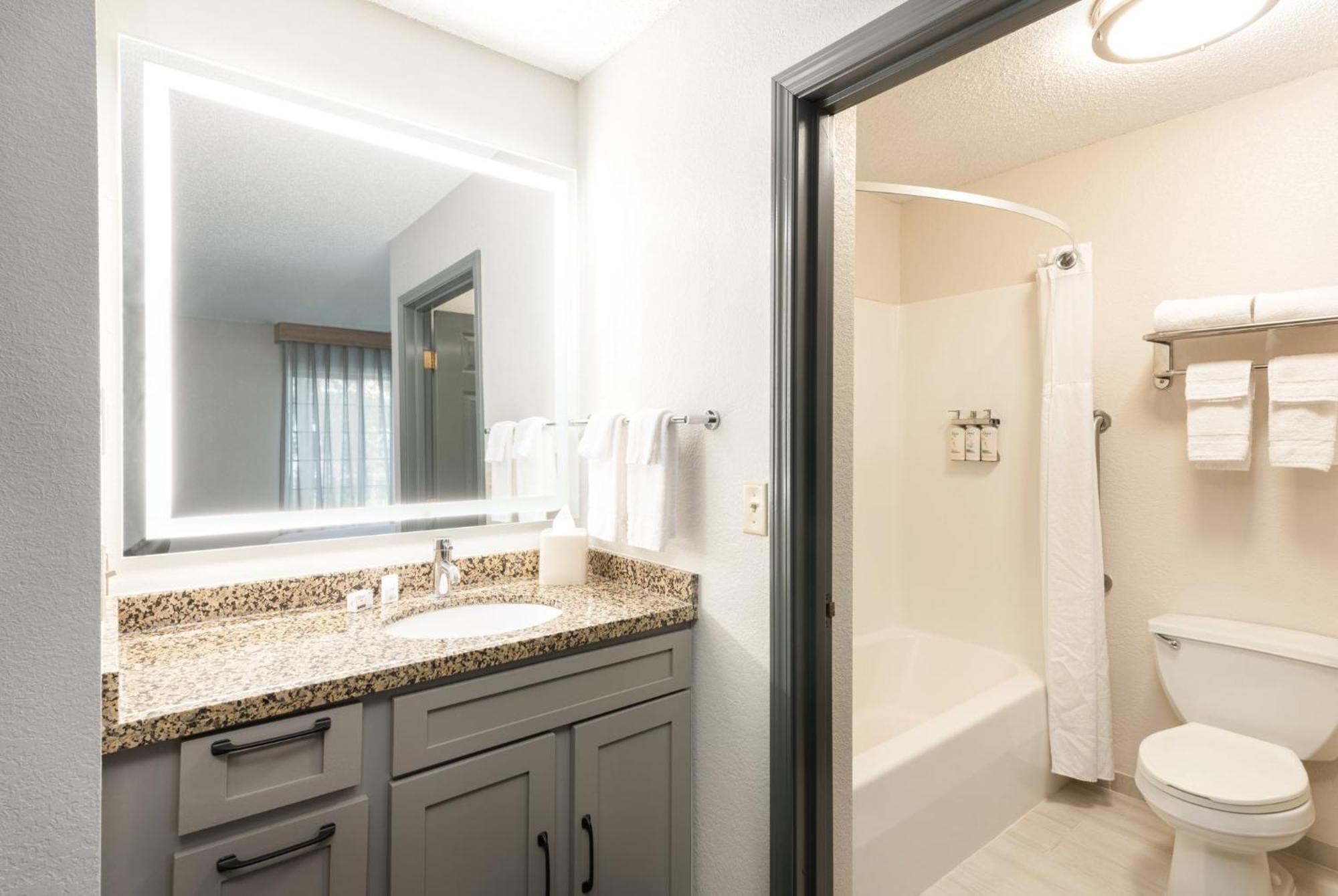 Candlewood Suites Eagan - Mall Of America Area By Ihg Екстер'єр фото