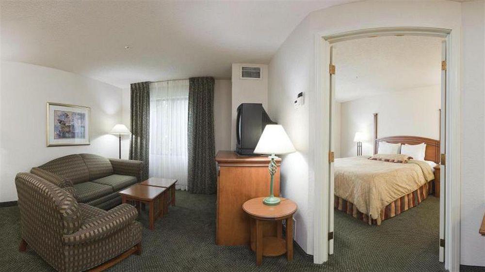 Candlewood Suites Eagan - Mall Of America Area By Ihg Екстер'єр фото